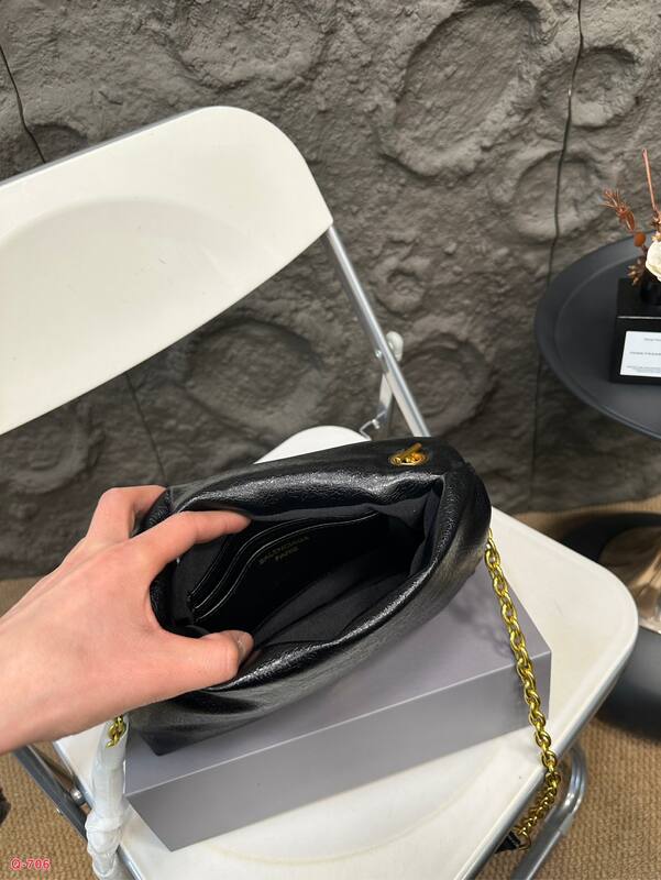 Balenciaga Black shoulder bag — AAA Quality Replica