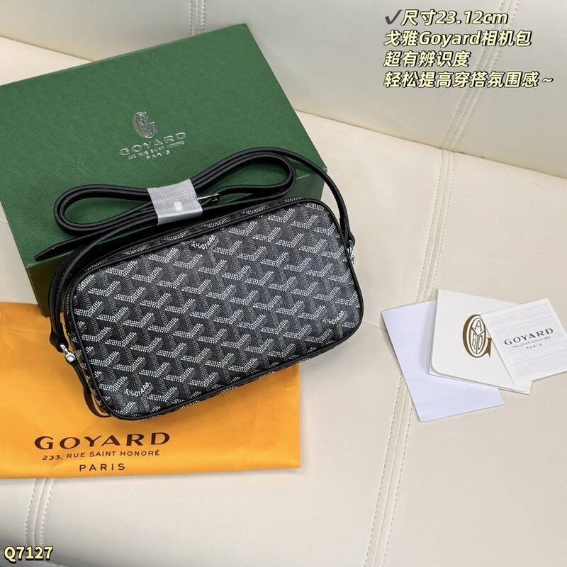 Goyard White / Navy crossbody — 1:1 Replica