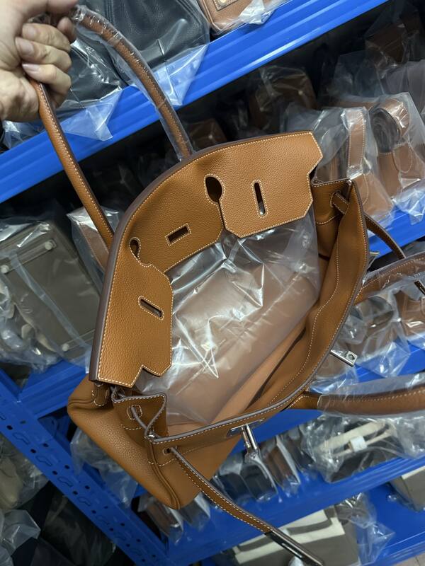 Hermes Birkin Gold brown handbag — Top Quality Replica