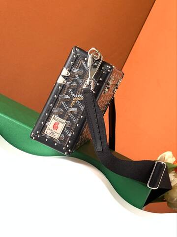 Goyard Black shoulder bag Premium Replica