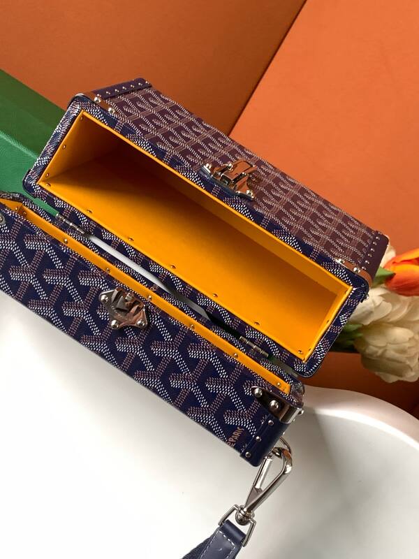 Goyard shoulder bag — Top Quality Replica