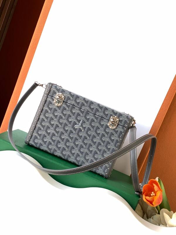 Goyard Grey shoulder bag — Top Quality Replica