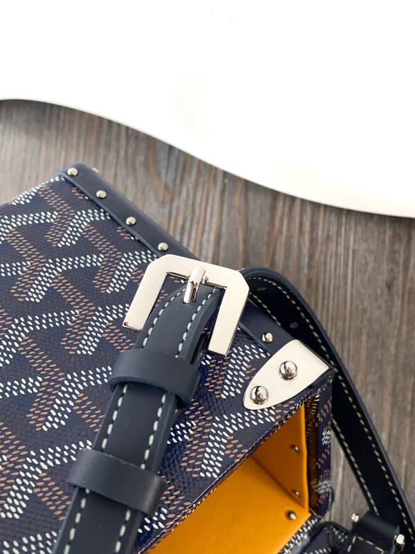Goyard shoulder bag — Top Quality Replica