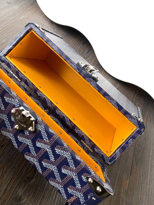 Goyard shoulder bag — Top Quality Replica