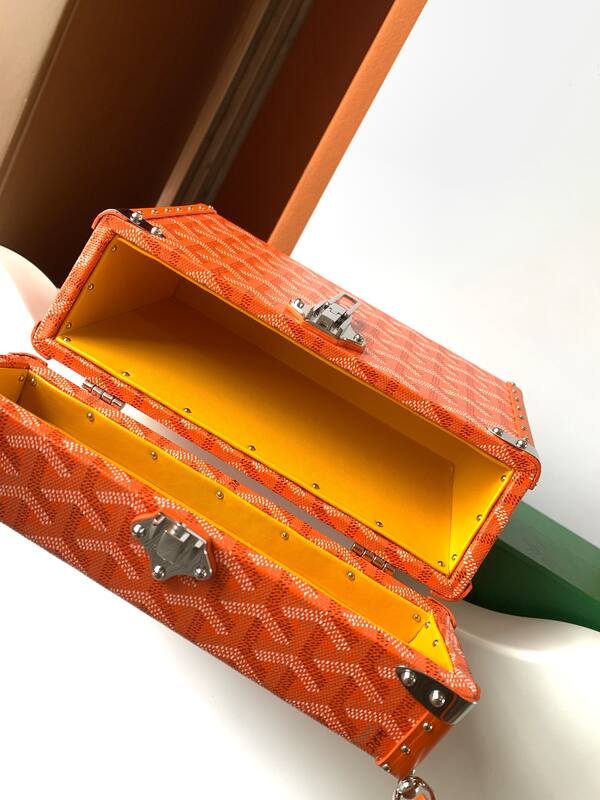 Goyard shoulder bag — 1:1 Replica
