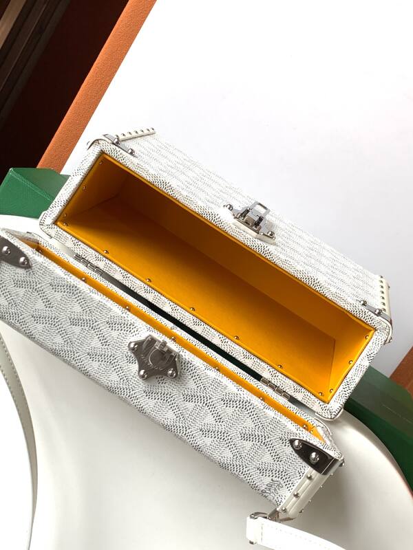 Goyard White shoulder bag — AAA Quality Replica