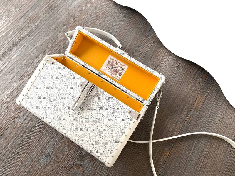 Goyard White shoulder bag — AAA Quality Replica