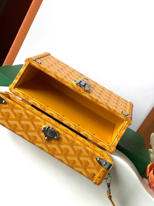 Goyard shoulder bag — 1:1 Replica