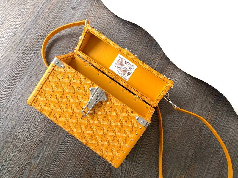 Goyard shoulder bag — 1:1 Replica