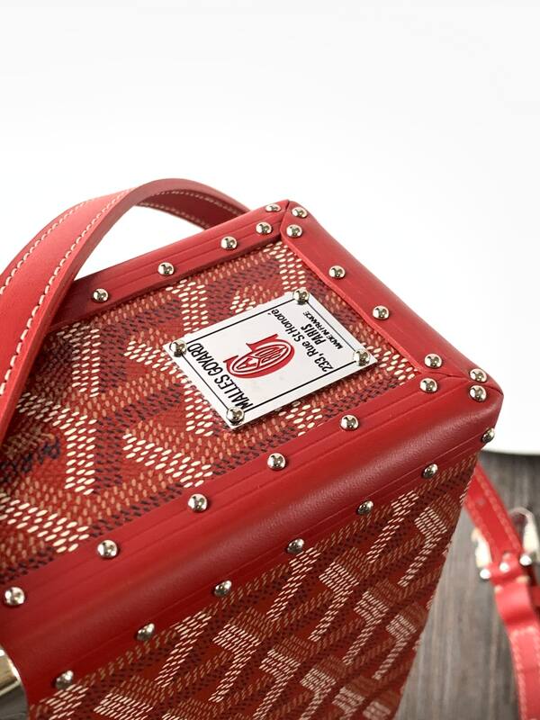 Goyard Red shoulder bag — Premium Replica