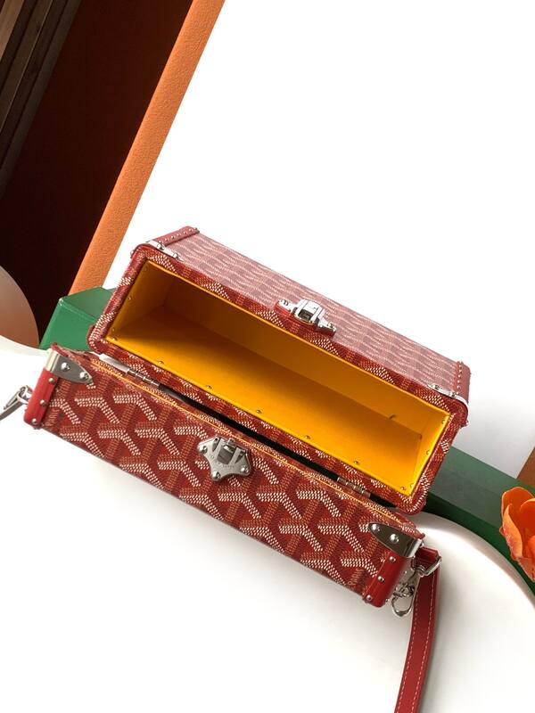 Goyard Red shoulder bag — Premium Replica
