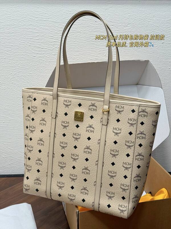 MCM Toni Visetos shoulder bag — 1:1 Replica