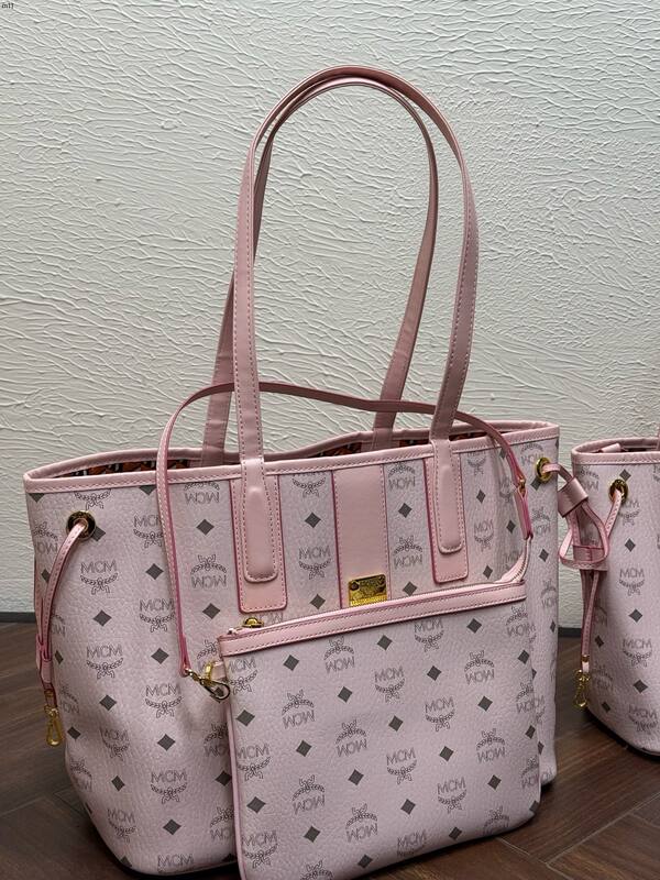 MCM Toni Visetos shoulder bag — Top Quality Replica