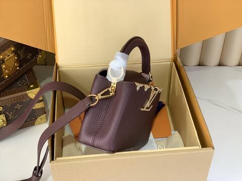 Louis Vuitton Capucines Dark brown shoulder AAA Quality Replica