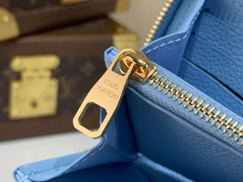 Louis Vuitton M27715 Blue everyday — Top Quality Replica