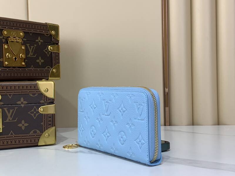 Louis Vuitton M27715 Blue everyday — Top Quality Replica