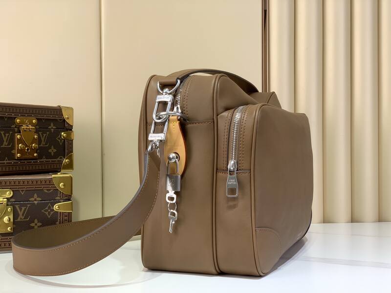 Louis Vuitton M27999 Brown XL travel — AAA Quality Replica