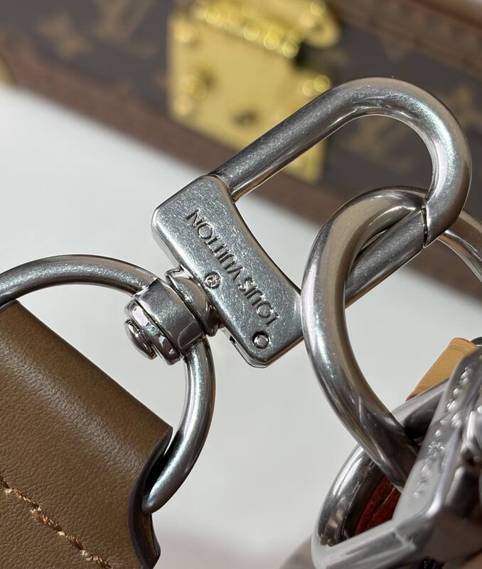 Louis Vuitton M27999 Brown XL travel — AAA Quality Replica