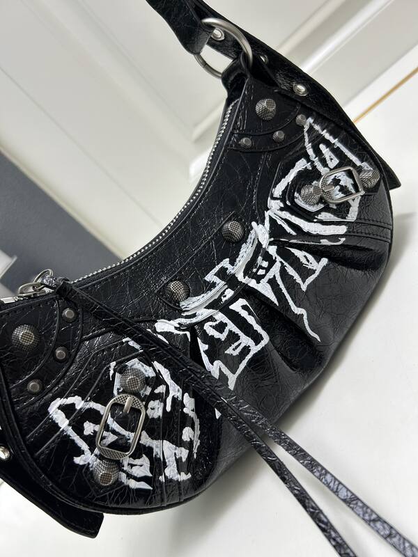 Balenciaga Le Cagole Black with white graffiti print 26x16x10cm shoulder — 1:1 Replica