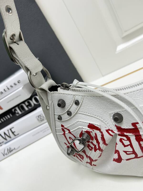 Balenciaga Le Cagole White with red graffiti print 26x16x10cm shoulder — Premium Replica