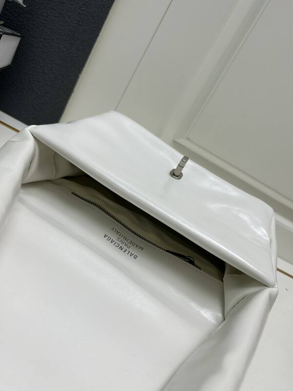 Balenciaga White 24x18x10cm shoulder — 1:1 Replica