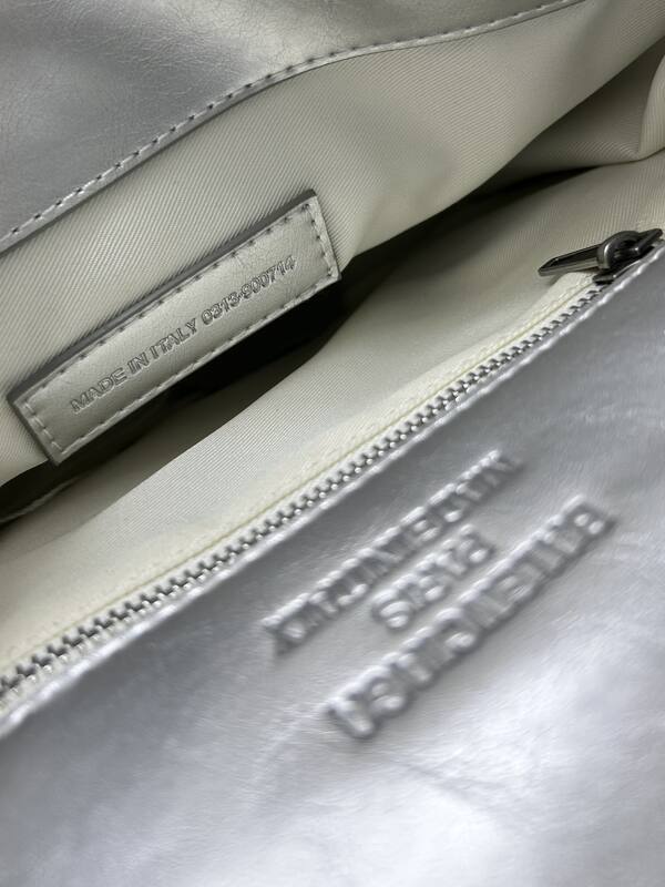 Balenciaga Monaco Metallic Silver 24x18x10cm shoulder — Top Quality Replica