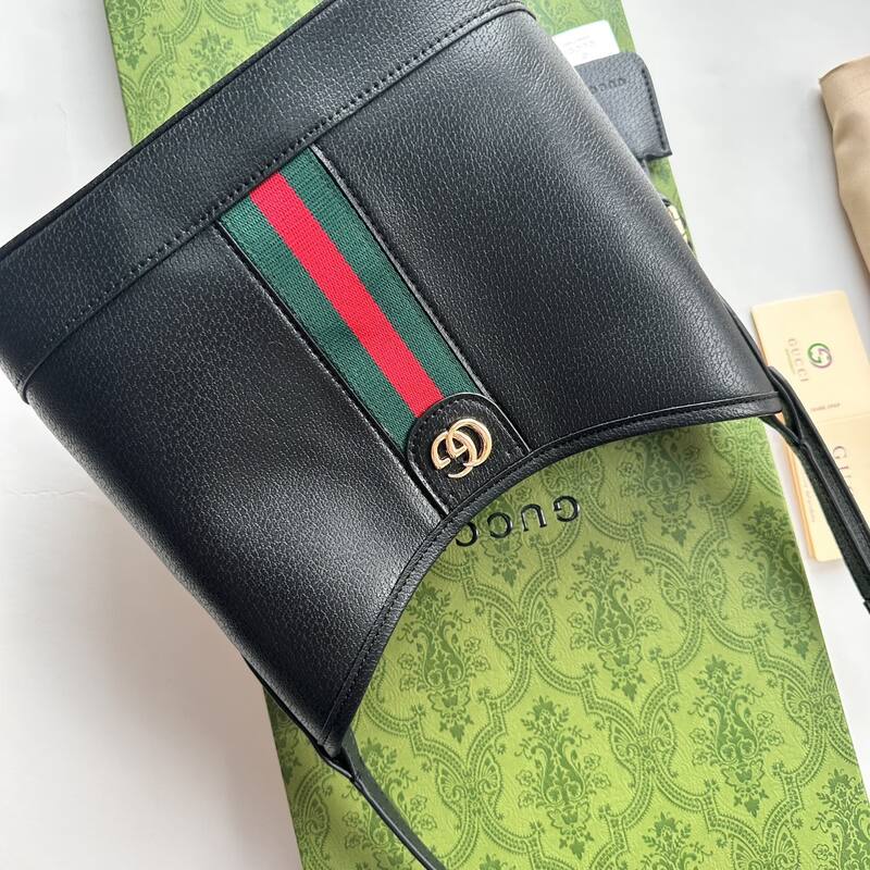 Gucci Black shoulder — Premium Replica