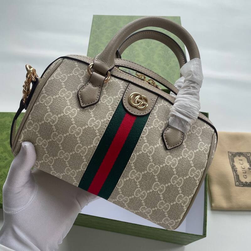 Gucci Beige GG Supreme with Web stripe crossbody — Top Quality Replica