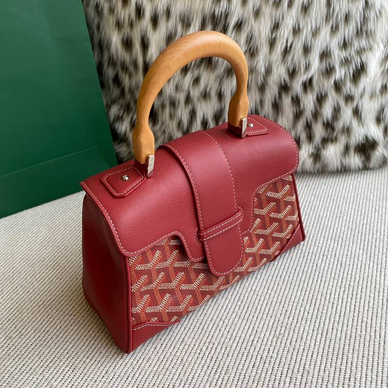 Goyard Red shoulder bag — Top Quality Replica