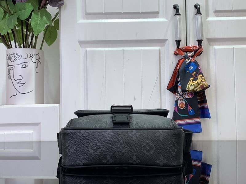 Louis Vuitton Getaway Black Monogram crossbody — 1:1 Replica
