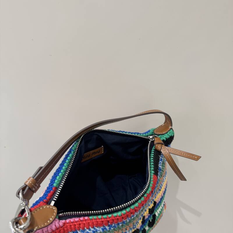 Miu Miu Brown 25x18x10cm shoulder bag — Premium Replica