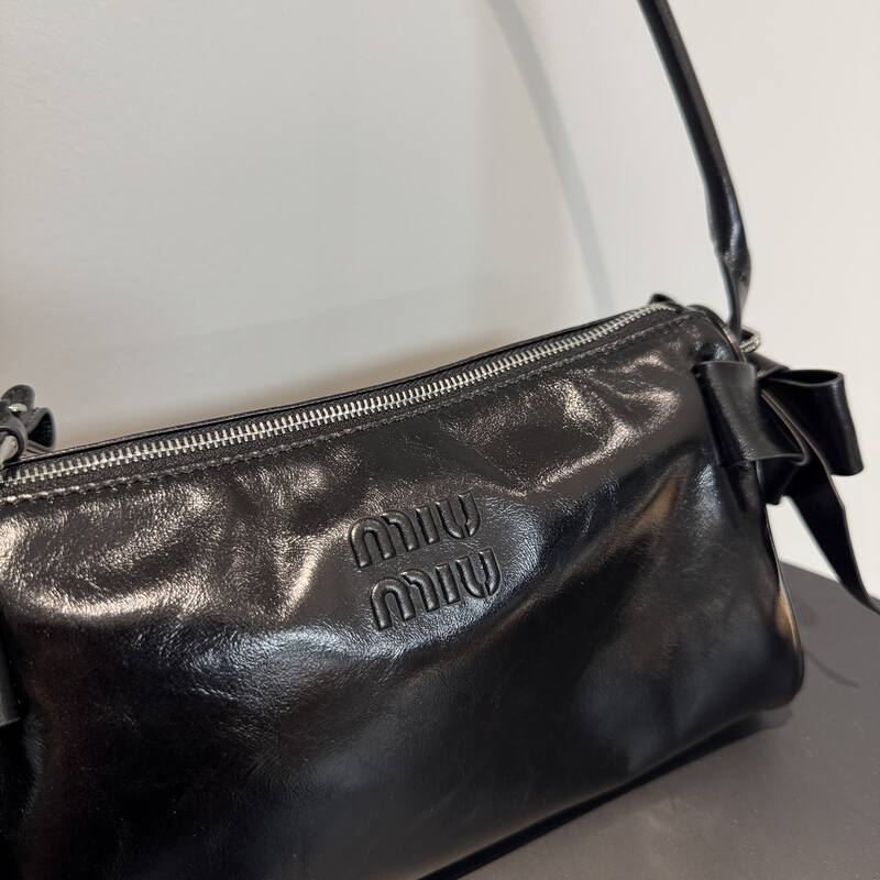 Miu Miu Black shiny leather shoulder bag — AAA Quality Replica