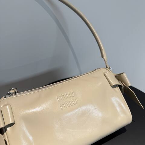Miu Miu Beige 25x18x10cm shoulder bag Premium Replica