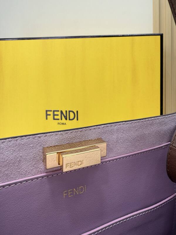 Fendi shoulder bag — 1:1 Replica