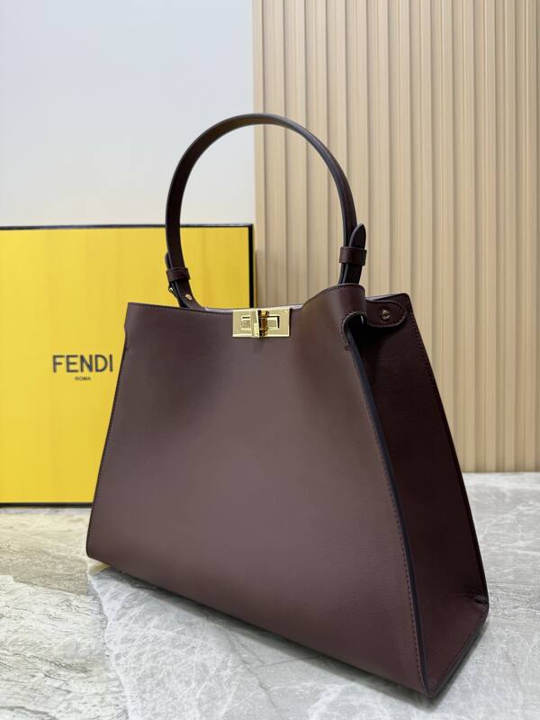 Fendi shoulder bag — 1:1 Replica