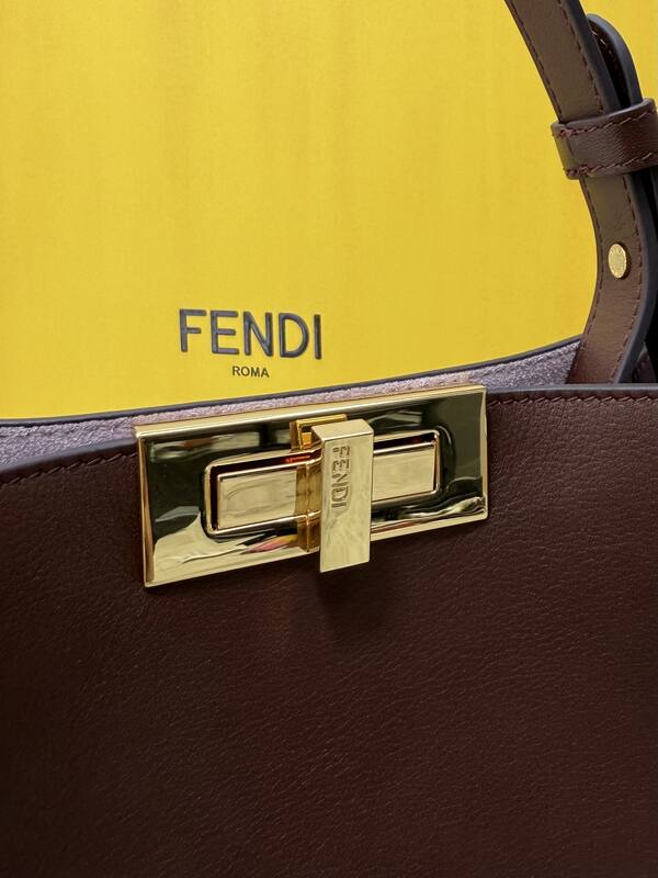Fendi shoulder bag — 1:1 Replica