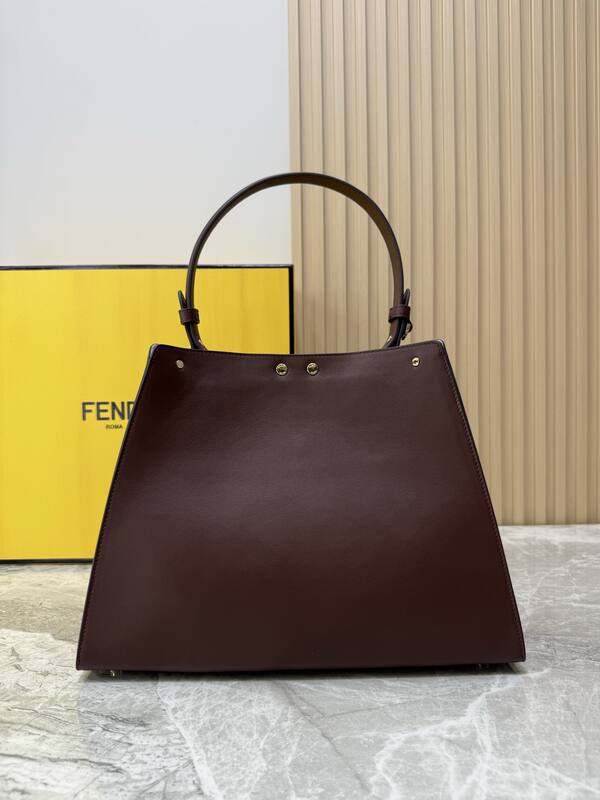 Fendi shoulder bag — 1:1 Replica