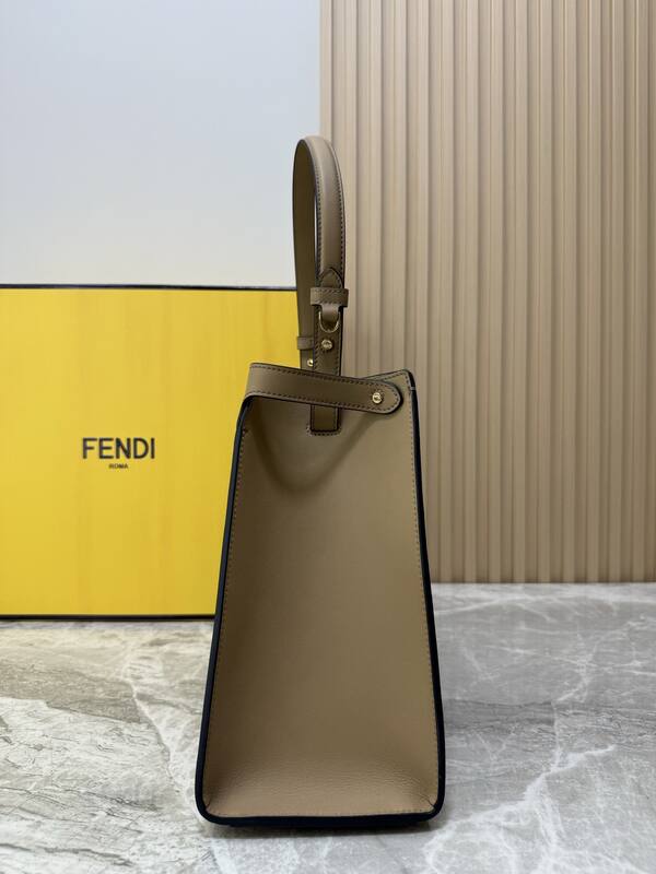 Fendi shoulder bag — Premium Replica