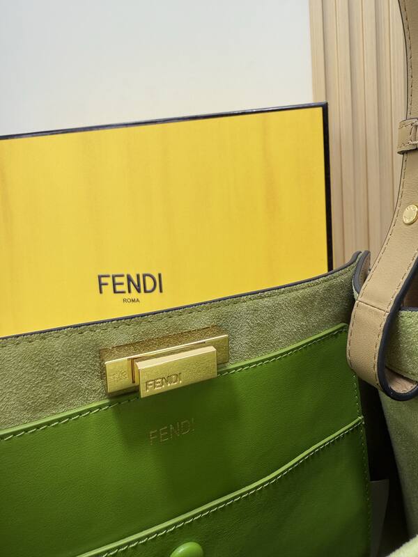 Fendi shoulder bag — Premium Replica