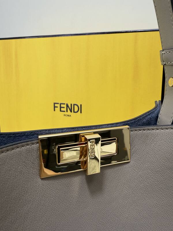 Fendi shoulder bag — 1:1 Replica