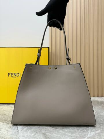 Fendi shoulder bag 1 1 Replica
