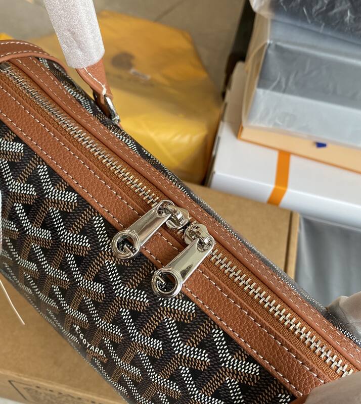 Goyard Brown shoulder bag — AAA Quality Replica