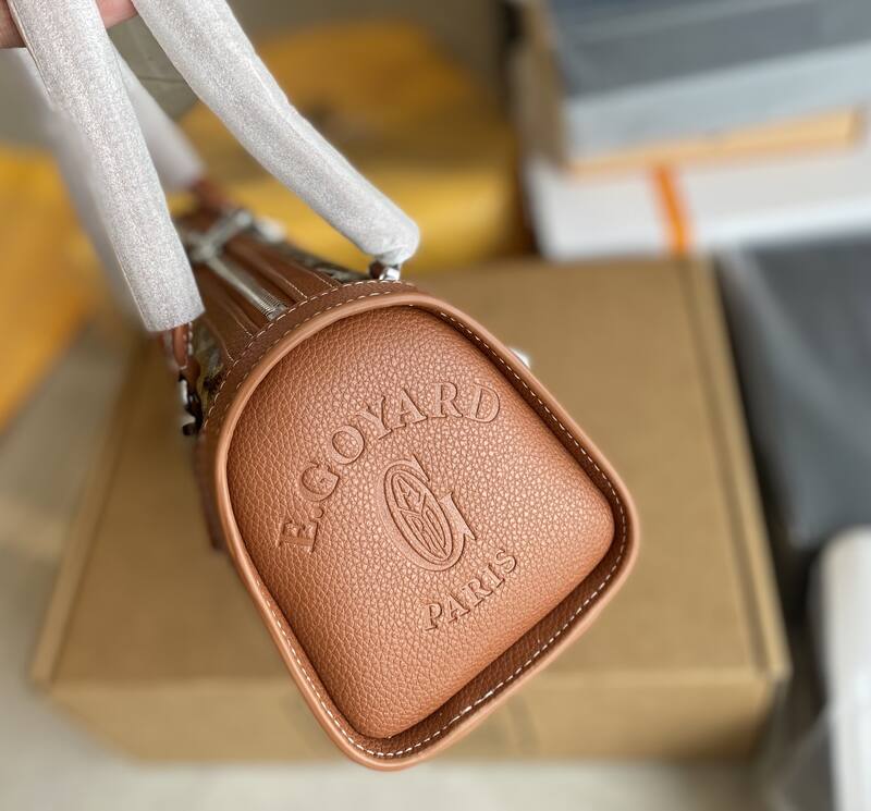 Goyard Brown shoulder bag — AAA Quality Replica