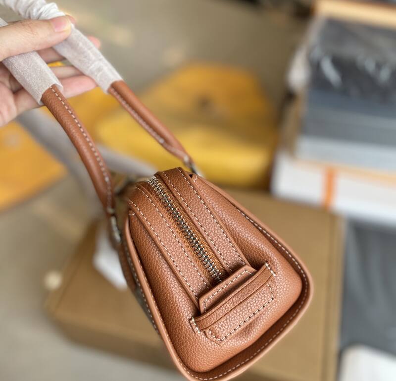 Goyard Brown shoulder bag — AAA Quality Replica