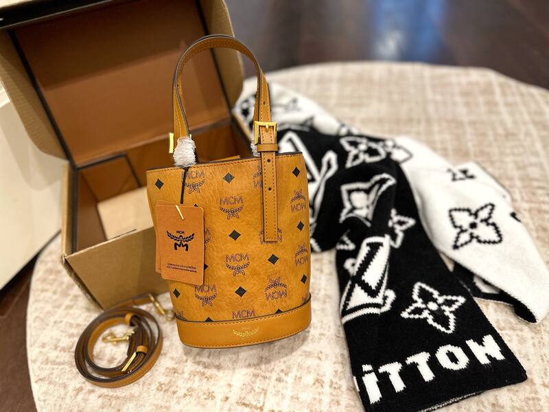 MCM Visetos shoulder bag — 1:1 Replica
