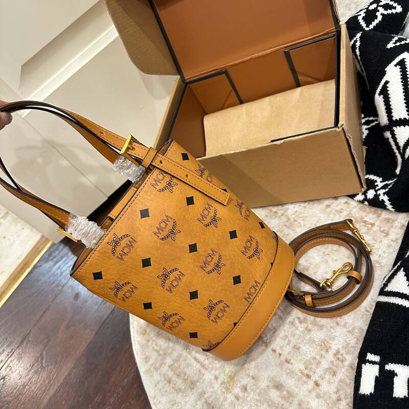 MCM Visetos shoulder bag — 1:1 Replica