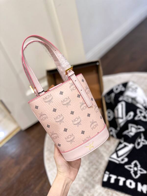 MCM Visetos shoulder bag — 1:1 Replica