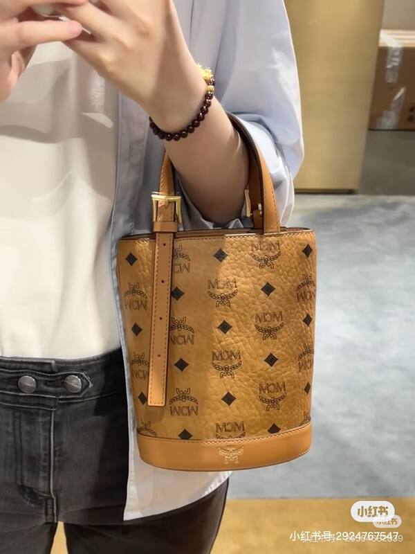 MCM Visetos shoulder bag — Premium Replica