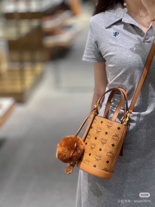 MCM Visetos shoulder bag — Premium Replica