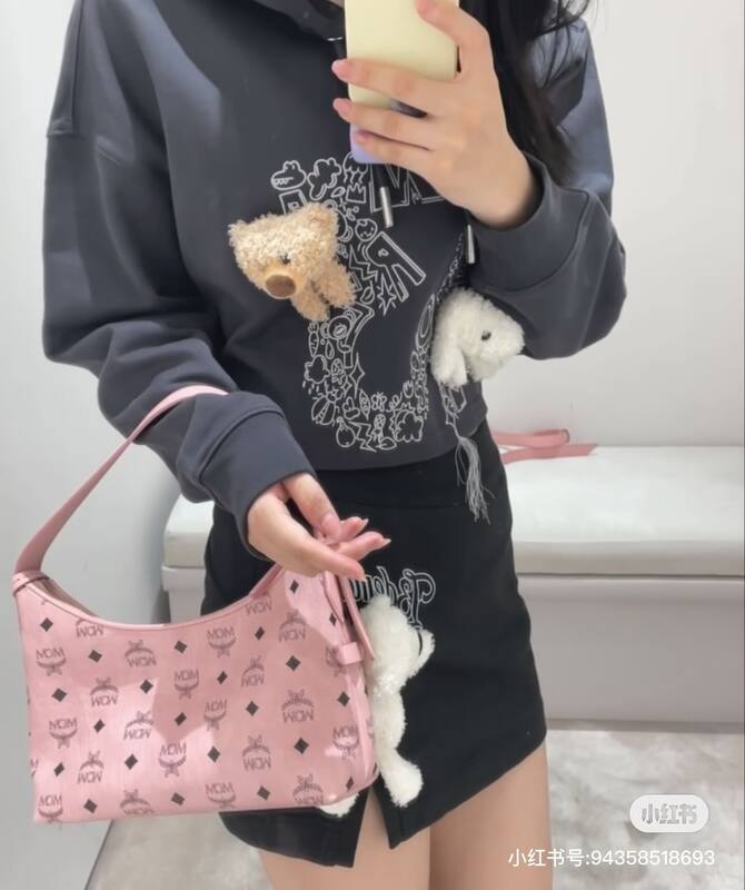 MCM Visetos shoulder bag — Premium Replica